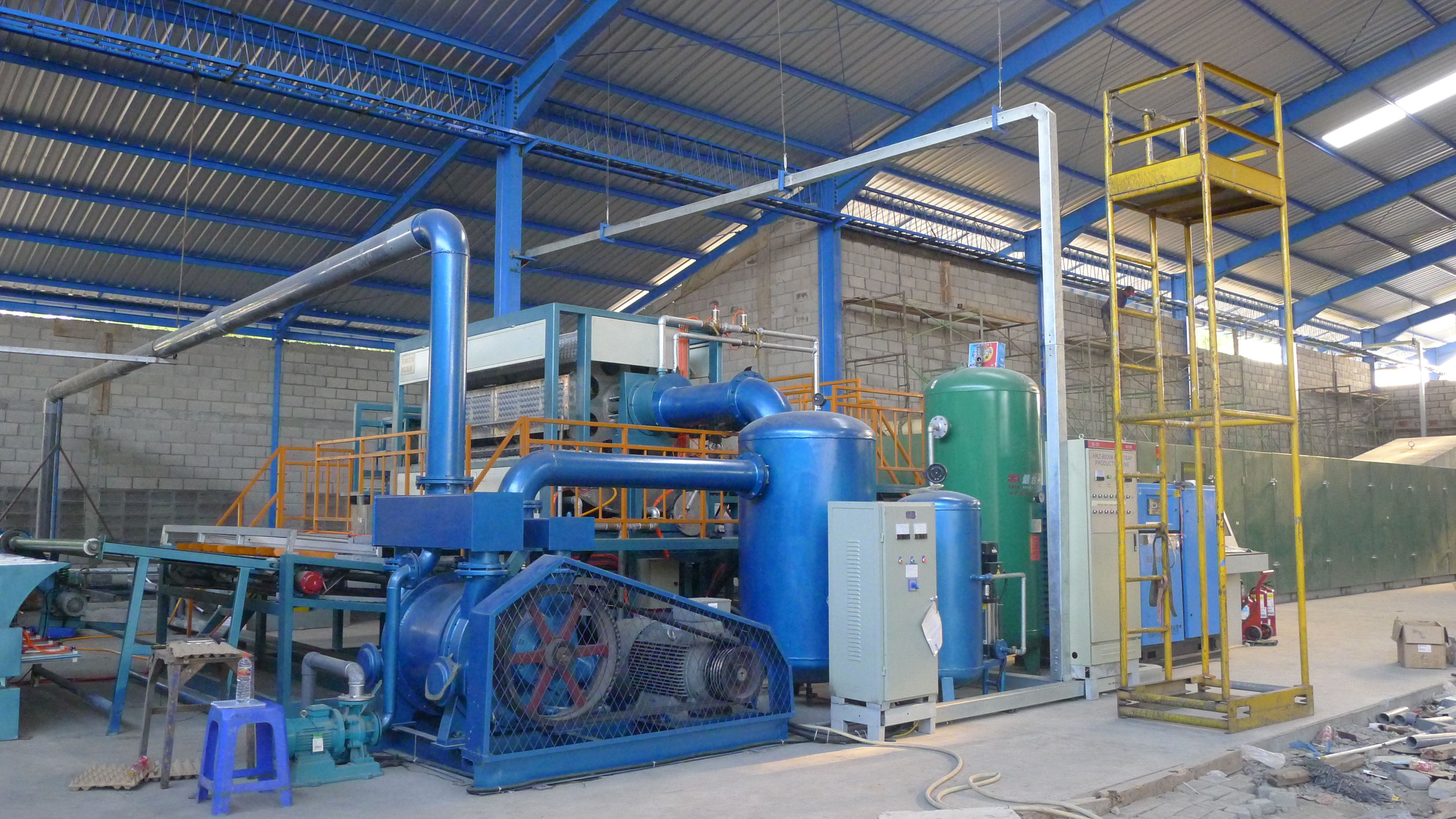 蛋托機(jī)、蛋托生產(chǎn)線(xiàn)、雞蛋托盤(pán)機(jī)，請(qǐng)致電宏潤(rùn)包裝