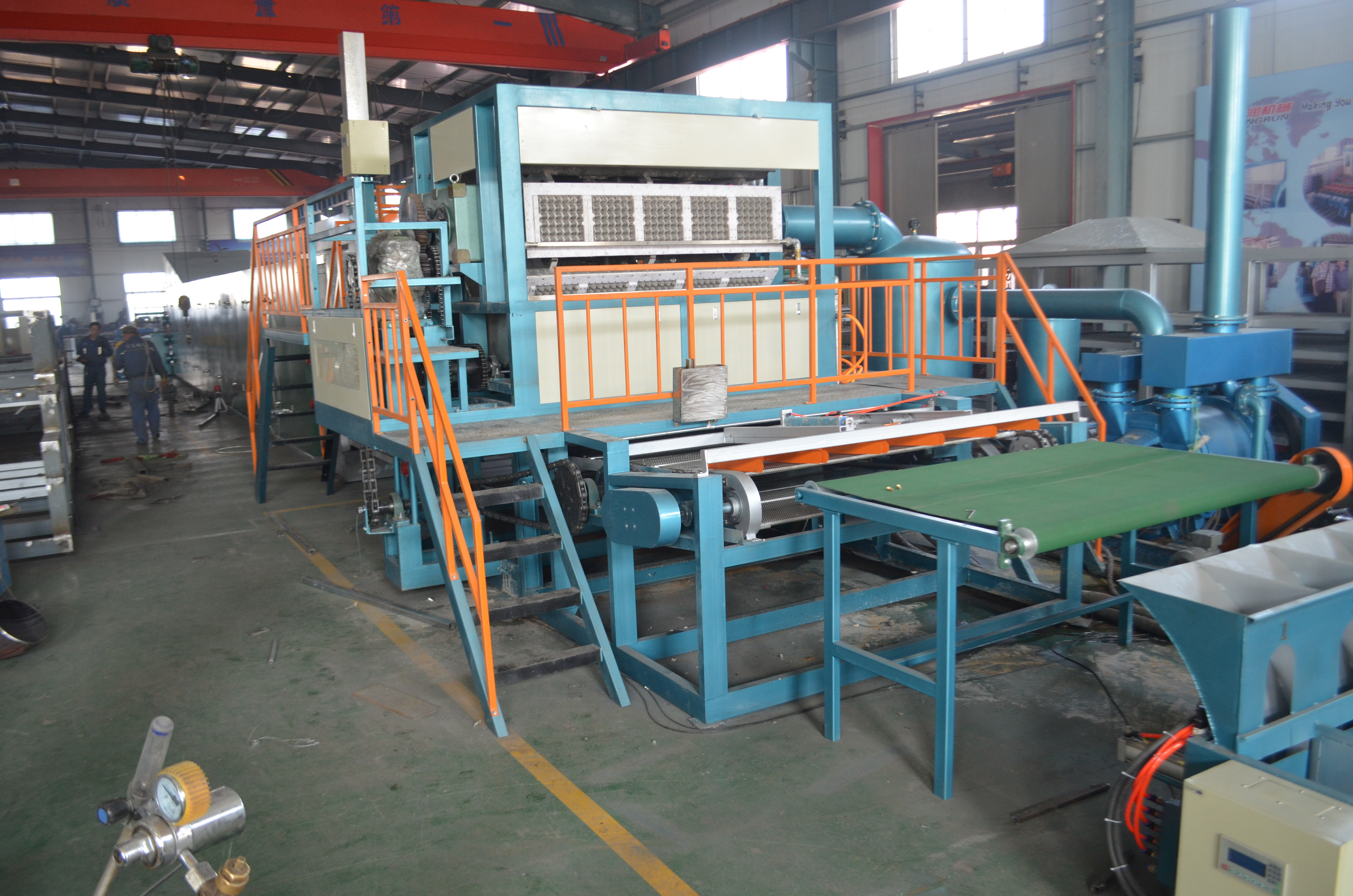 蛋托機(jī)、蛋托生產(chǎn)線(xiàn)、雞蛋托盤(pán)機(jī)，請(qǐng)致電宏潤(rùn)包裝